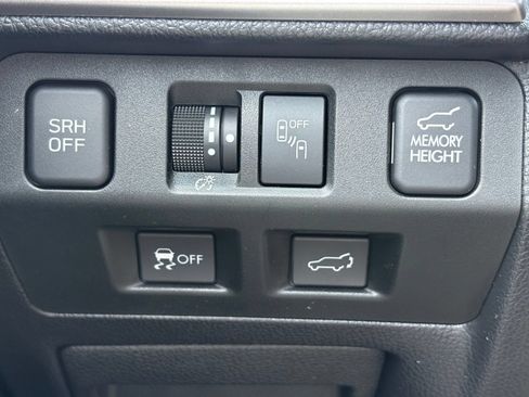 Used 2018 Subaru Forester 2.5i Touring AWD/4WD image 15