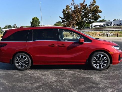 New 2026 Honda Odyssey Elite image 5