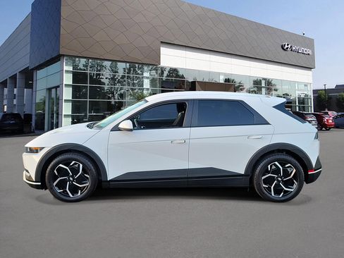Certified 2024 Hyundai Ioniq 5 SEL RWD image 3