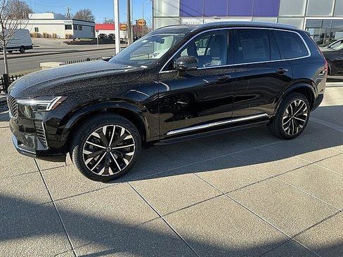 New 2026 Volvo XC90 T8 Ultra w/ Protection Package Premier AWD/4WD image 11