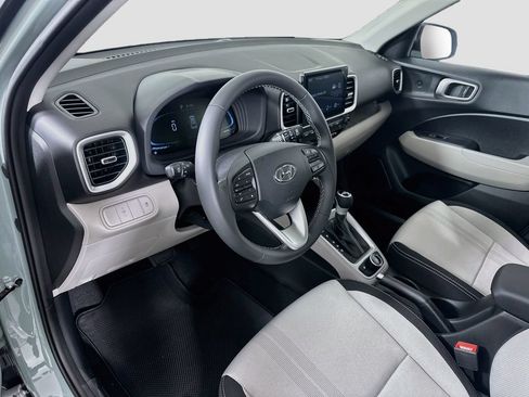 New 2026 Hyundai Venue SEL FWD image 9