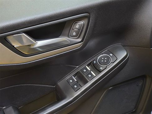 Used 2021 Ford Escape SEL image 28