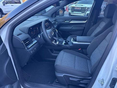 New 2026 GMC Terrain Elevation w/ Black Edition image 8