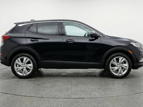 Used 2025 Buick Encore GX Preferred FWD image 11