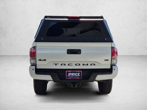 Used 2023 Toyota Tacoma Limited w/ Nightshade Package AWD/4WD image 6