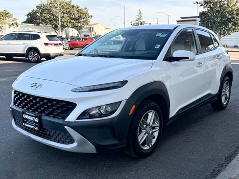 Used 2022 Hyundai Kona SE image 9