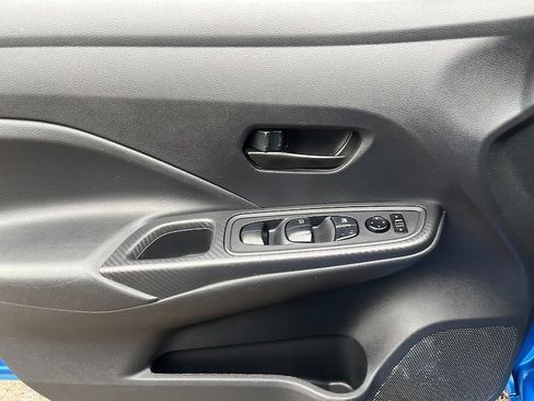 Used 2020 Nissan Versa S image 6