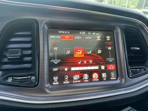 Used 2016 Dodge Challenger SXT Plus image 15