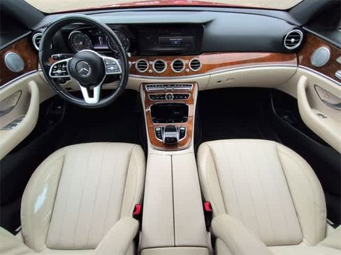 Used 2019 Mercedes-Benz E 300 image 16