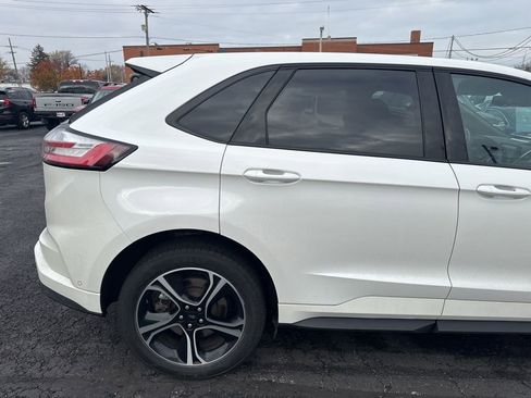 Certified 2024 Ford Edge ST w/ Equipment Group 401A image 10