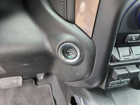 Used 2023 Chevrolet Silverado 2500 High Country image 19