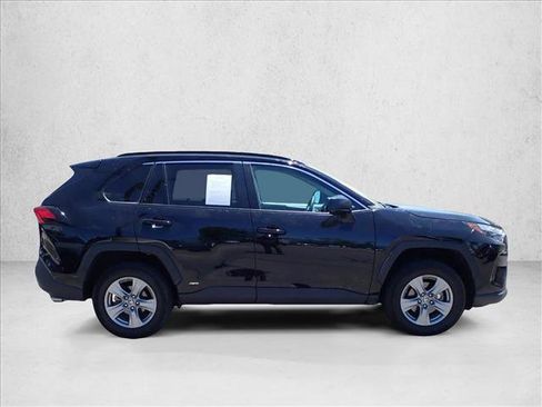 Used 2024 Toyota RAV4 LE AWD/4WD image 5
