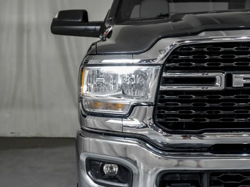 Used 2022 RAM 2500 Big Horn w/ Level A Equipment Group AWD/4WD image 38