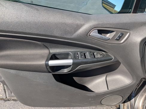 Used 2017 Ford Transit Connect XLT image 14