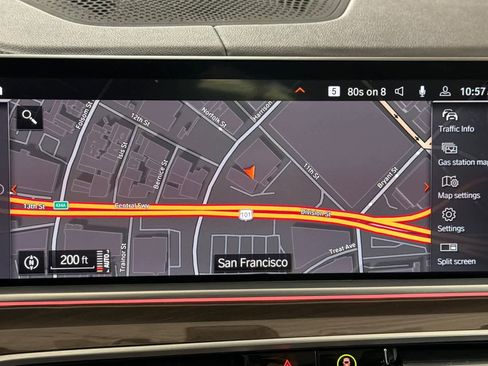 Used 2023 BMW X6 xDrive40i w/ M Sport Package image 19