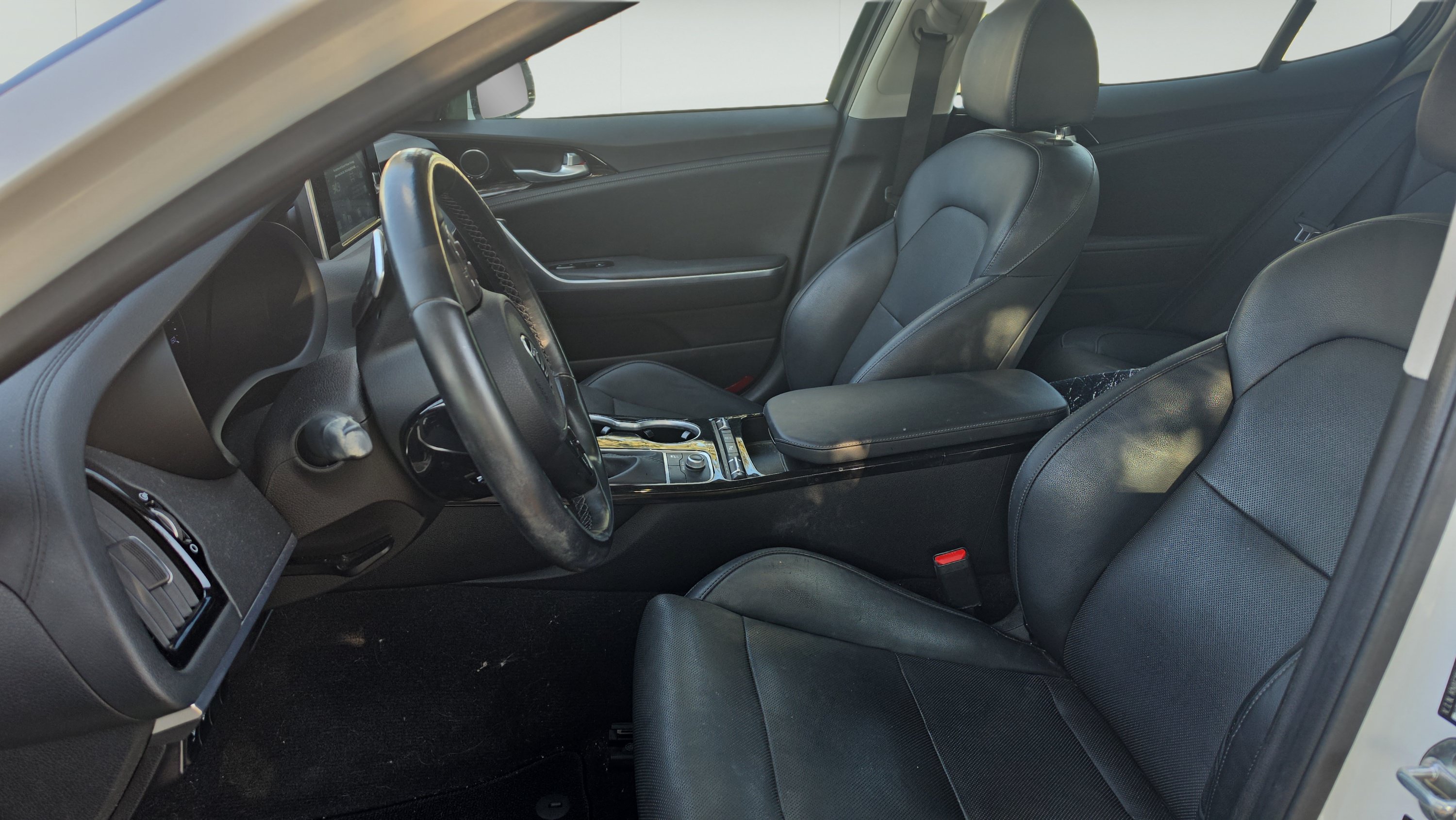 Used 2019 Kia Stinger RWD image 9