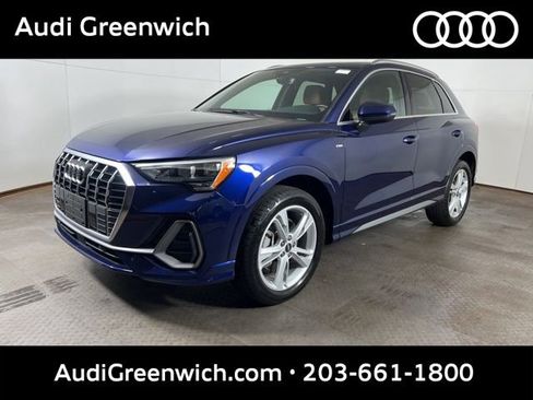 Used 2022 Audi Q3 2.0T Premium AWD/4WD image 3