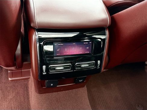 Used 2023 Lincoln Aviator Black Label w/ Jet Package image 28