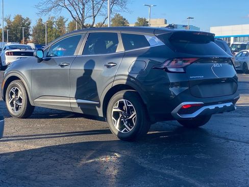 Certified 2024 Kia Sportage LX image 5