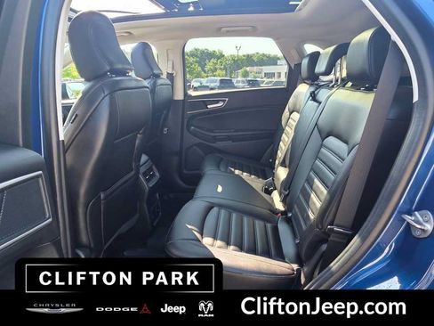 Used 2024 Ford Edge SEL w/ Convenience Package AWD/4WD image 13