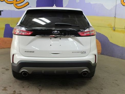 Used 2020 Ford Edge Titanium w/ Equipment Group 301A AWD/4WD image 7