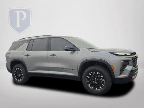 New 2026 Chevrolet Traverse Z71 w/ Driver Confidence Package AWD/4WD image 2