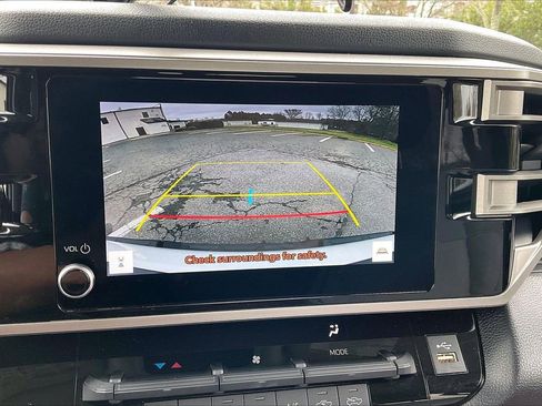 Used 2024 Toyota Tundra SR5 w/ SR5 Convenience Package image 15