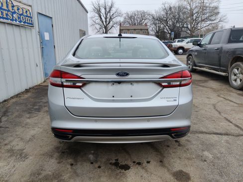 Used 2018 Ford Fusion Titanium image 13