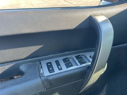 Used 2013 GMC Sierra 1500 SLE w/ Power Tech Package image 8