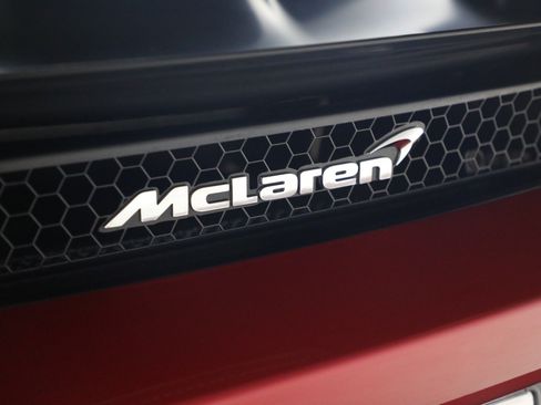 Used 2019 McLaren 720S Performance RWD image 42