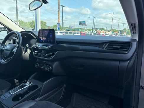Used 2021 Ford Escape SEL w/ SEL Stealth AWD Package image 30