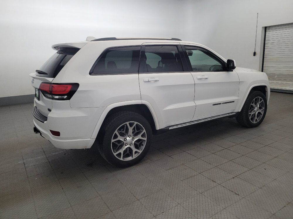 Used 2019 Jeep Grand Cherokee Overland AWD/4WD image 10