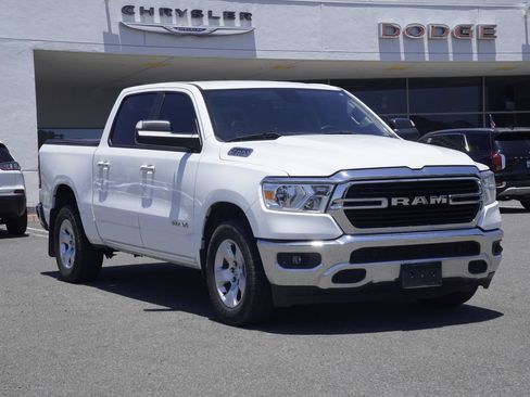 Used 2019 RAM 1500 Big Horn RWD image 2