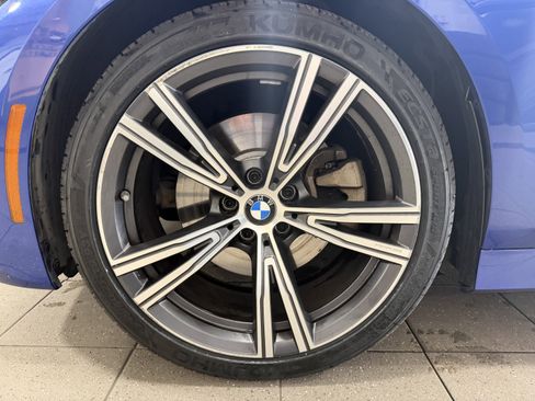 Used 2022 BMW 330i w/ M Sport Package image 5