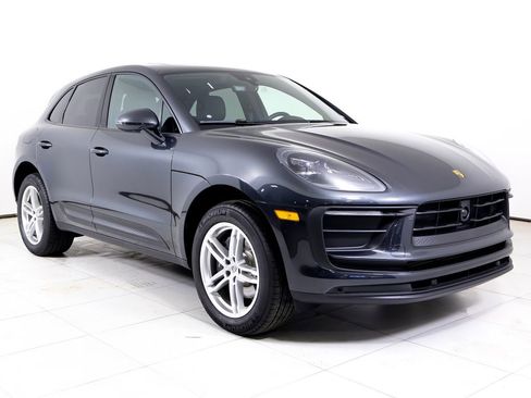 New 2026 Porsche Macan image 27