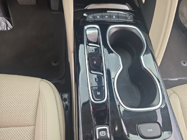 Used 2023 Buick Envision Essence w/ Technology Package I AWD/4WD image 25