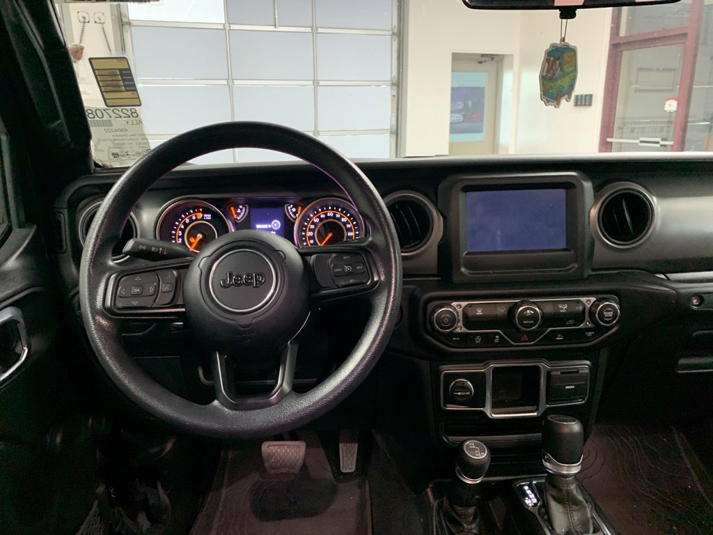 Used 2022 Jeep Gladiator Sport AWD/4WD image 10