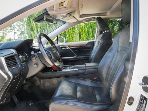 Used 2018 Lexus RX 350L image 8