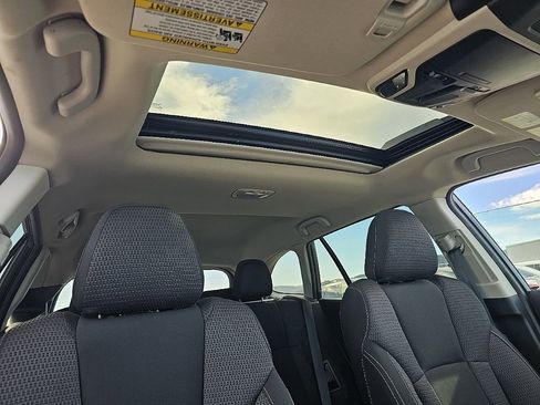 Used 2025 Subaru Outback Premium image 20