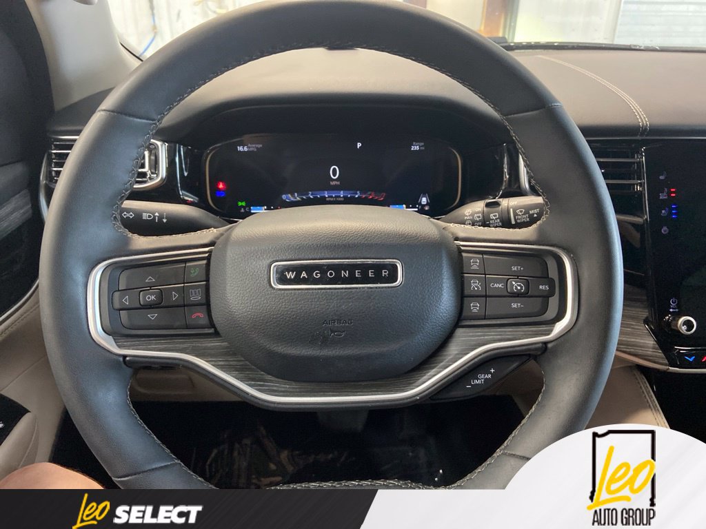 Used 2023 Jeep Wagoneer Series II w/ Premium Group I AWD/4WD image 13