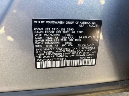 Used 2026 Volkswagen Atlas SE FWD image 29