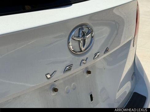 Used 2010 Toyota Venza AWD image 12