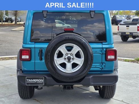 Used 2020 Jeep Wrangler Unlimited Sport S w/ Sun And Sound Package image 3