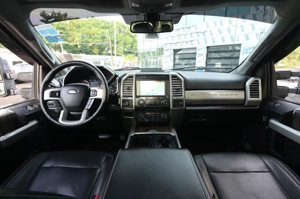 Used 2017 Ford F350 Lariat w/ Lariat Ultimate Package AWD/4WD image 39