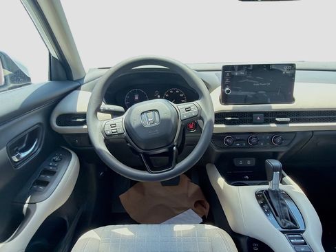 New 2027 Honda HR-V LX image 17