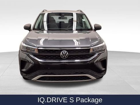 Used 2022 Volkswagen Taos S w/ IQ Drive S Package image 2