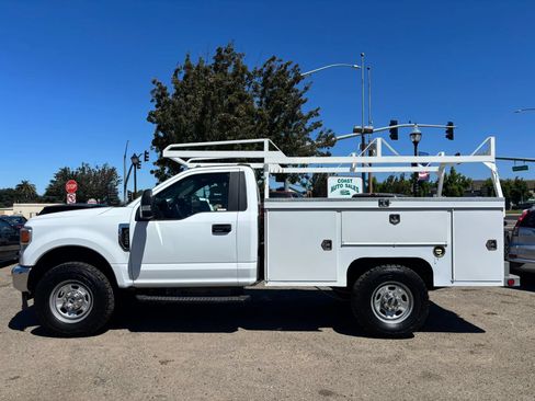 Used 2022 Ford F350 XL w/ Power Equipment Group AWD/4WD image 1