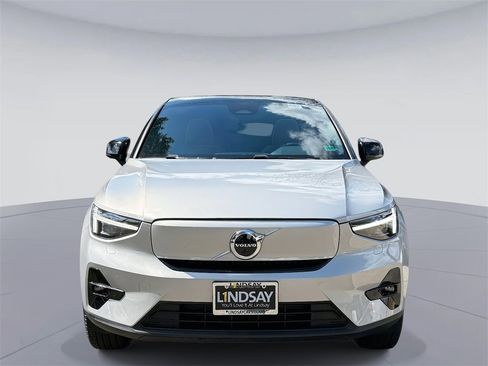 Used 2023 Volvo C40 P8 Recharge Ultimate image 8
