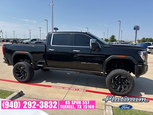 Used 2024 GMC Sierra 2500 Denali Ultimate AWD/4WD image 19
