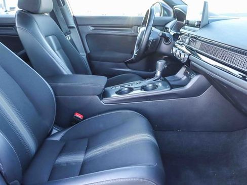 Certified 2024 Honda Civic Sport image 18